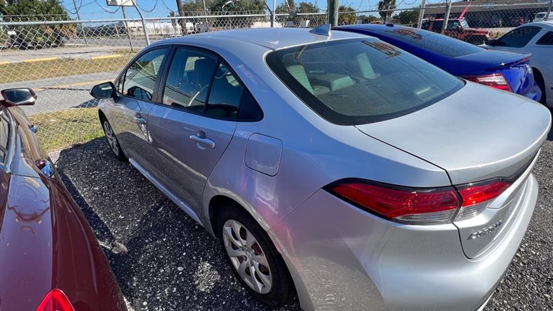 Toyota Corolla LE 2021