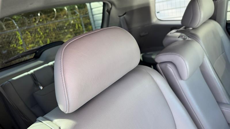 Toyota Highlander Limited 2WD 2013