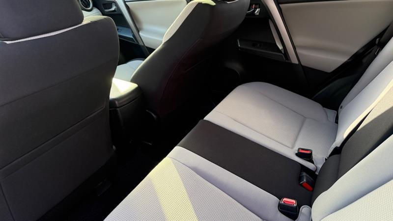 Toyota RAV4 XLE FWD 2018