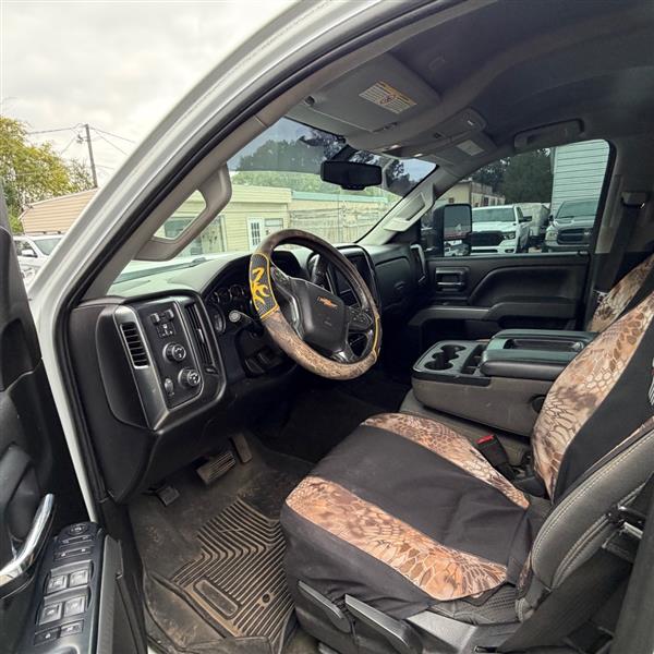Chevrolet Silverado 2500HD LT Crew Cab 4WD 2018
