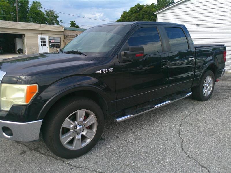 Ford F-150 XL SuperCrew 5.5-ft. Bed 2WD 2010