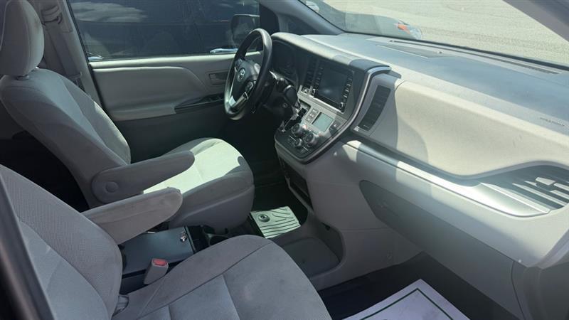 Toyota Sienna L 7-Passenger 2020