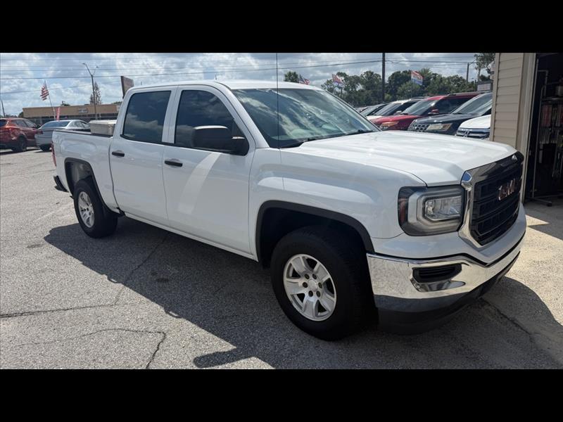 2018 GMC Sierra 1500 Base Crew Cab Short Box 2WD