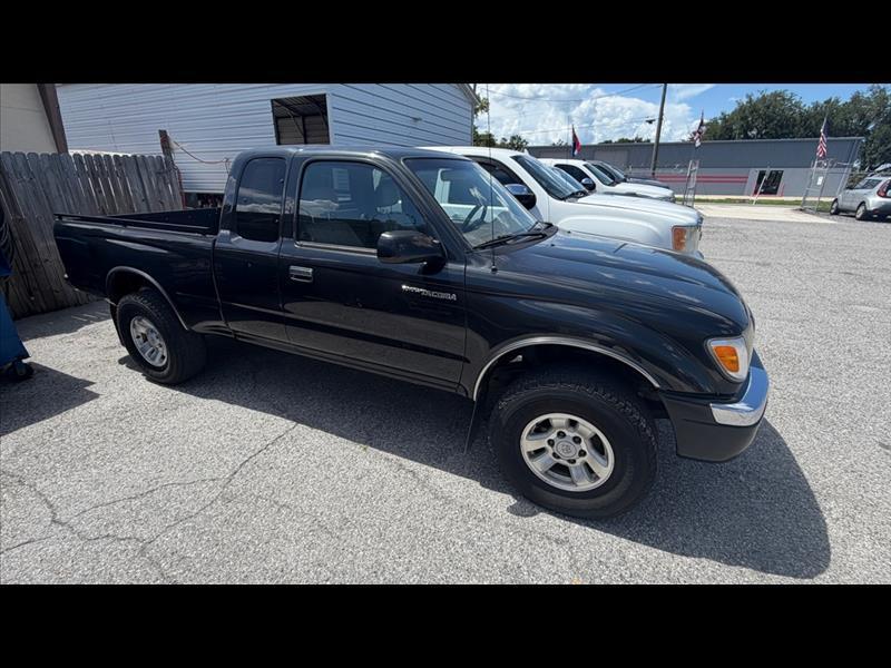 Toyota Tacoma Xtracab V6 4WD 2000