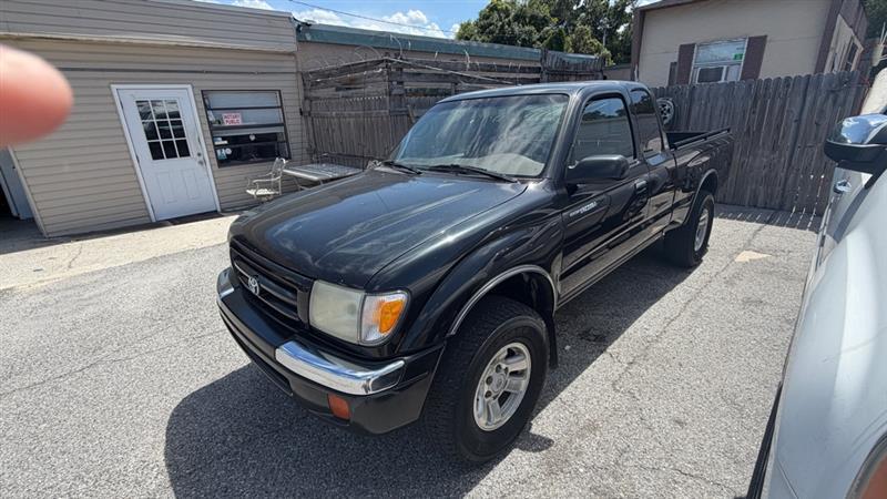 Toyota Tacoma Xtracab V6 4WD 2000