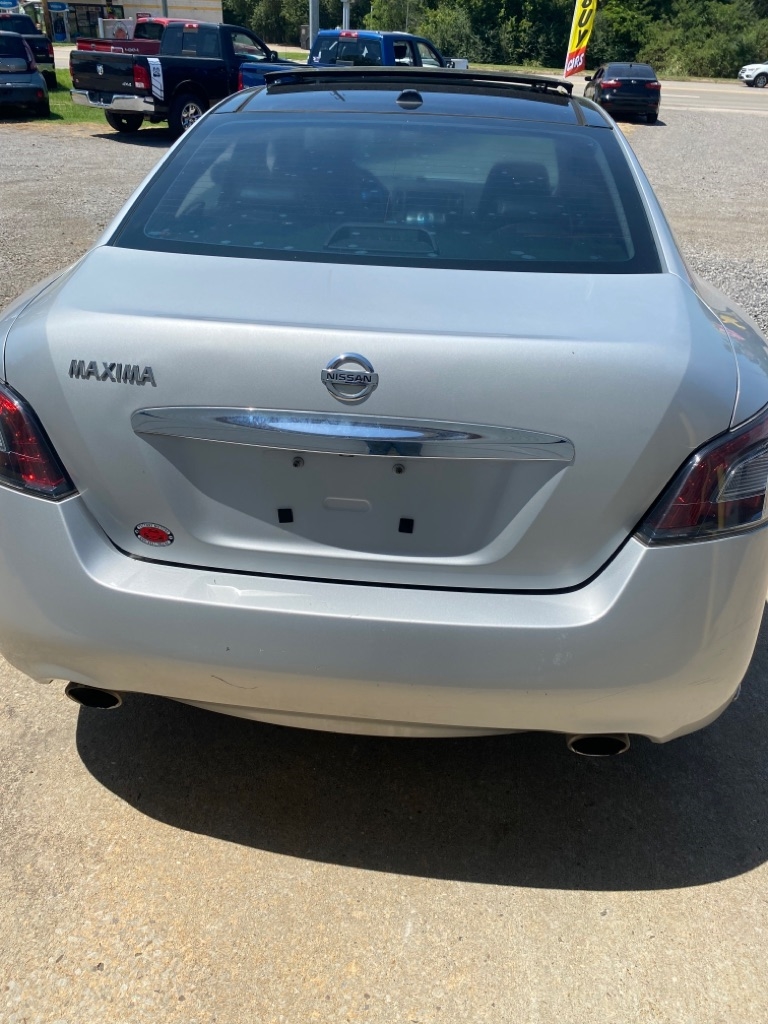 Nissan Maxima SV 2012