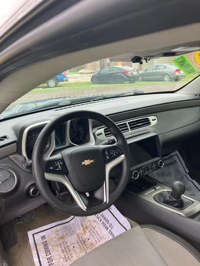 Chevrolet Camaro LS Coupe 2012