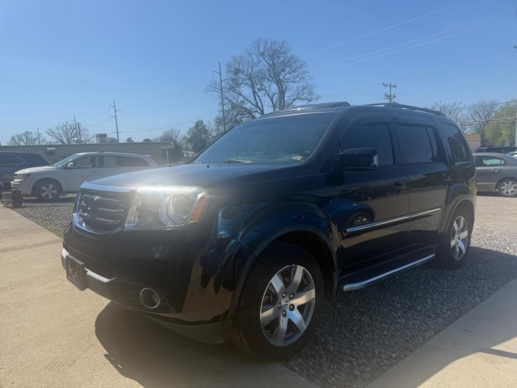 Honda Pilot Touring 2WD 5-Spd AT with DVD 2015