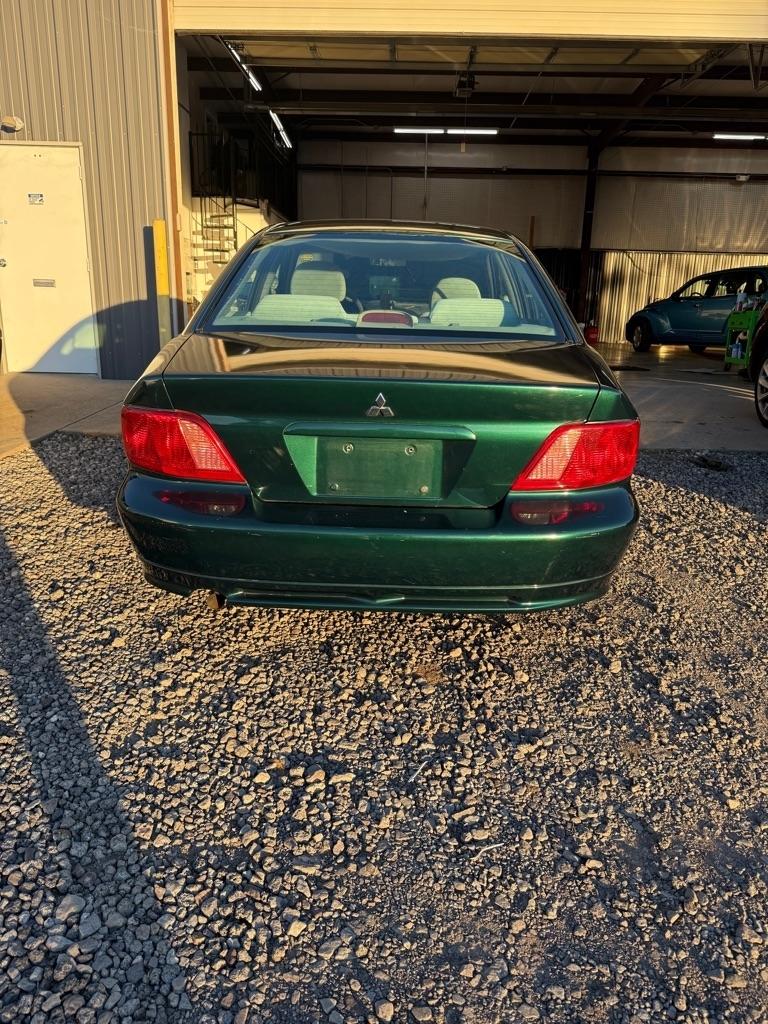 Mitsubishi Galant ES 2002