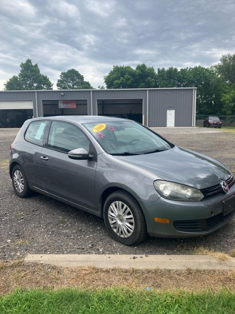2010 Volkswagen Golf 2.5L 2-Door