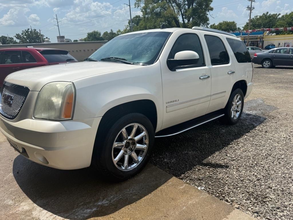 2011 GMC Yukon Denali 4WD