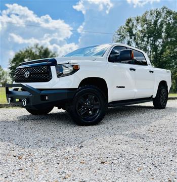 2017 Toyota Tundra SR5 5.7L V8 FFV CrewMax 4WD