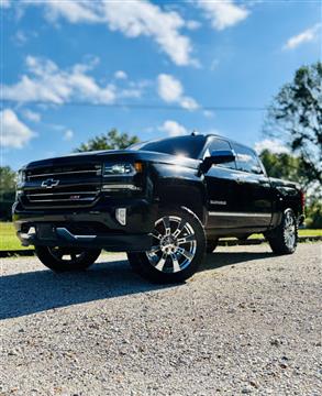 2017 Chevrolet Silverado 1500 LTZ Crew Cab 4WD