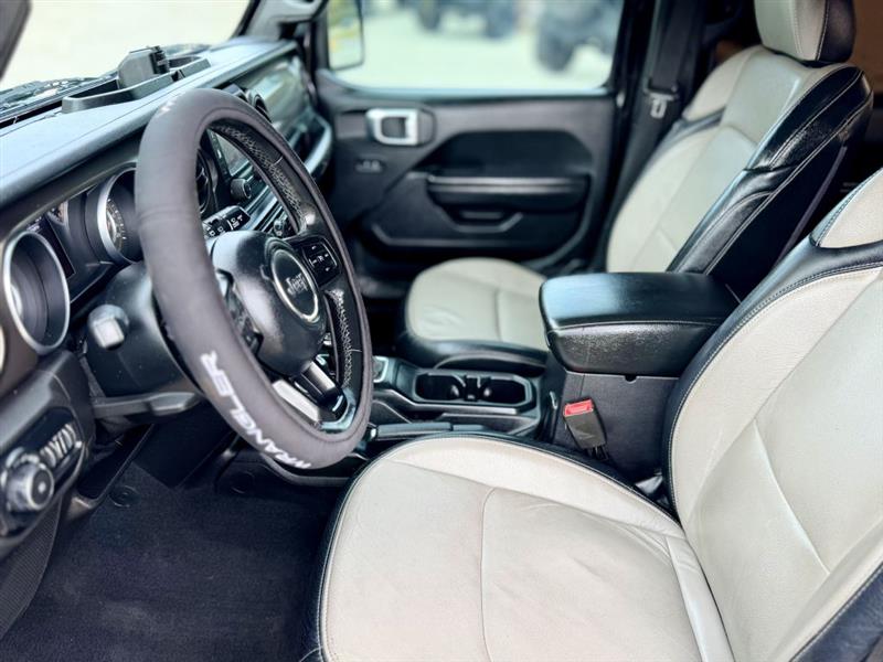 Jeep Wrangler Unlimited Sport 2018