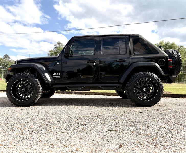 Jeep Wrangler Unlimited Sport 2018