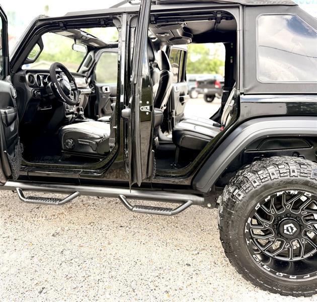 Jeep Wrangler Unlimited Sport 2018