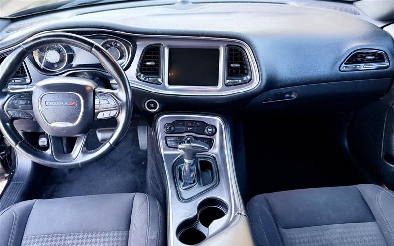 Dodge Challenger SXT 2015