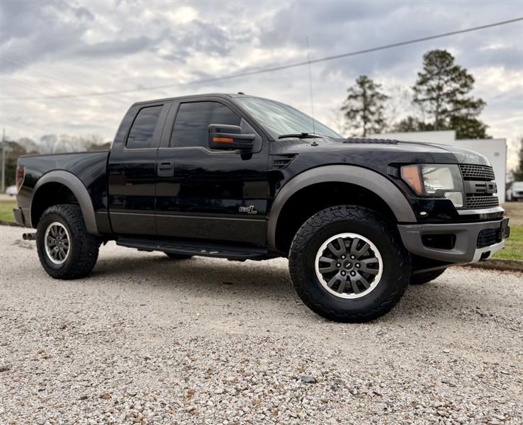 Ford F-150 SVT Raptor SuperCab 5.5-ft. Bed 4WD 2011