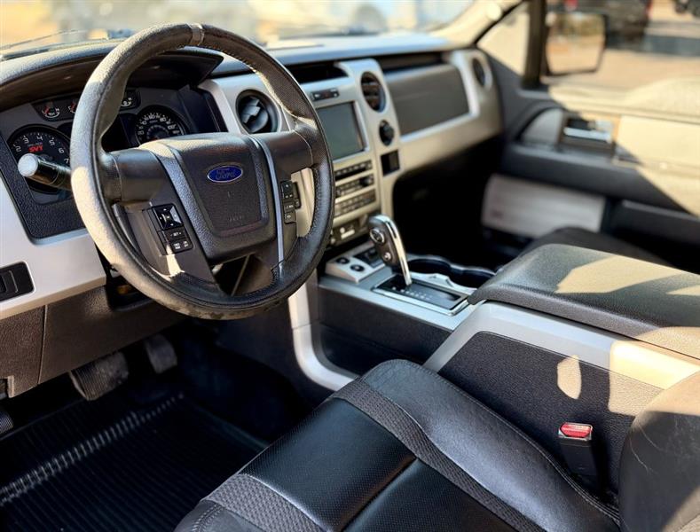 Ford F-150 SVT Raptor SuperCab 5.5-ft. Bed 4WD 2011