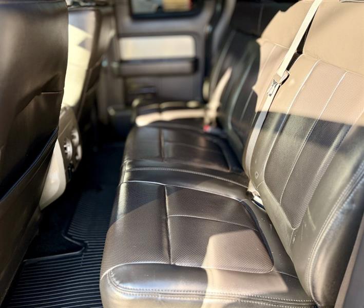 Ford F-150 SVT Raptor SuperCab 5.5-ft. Bed 4WD 2011