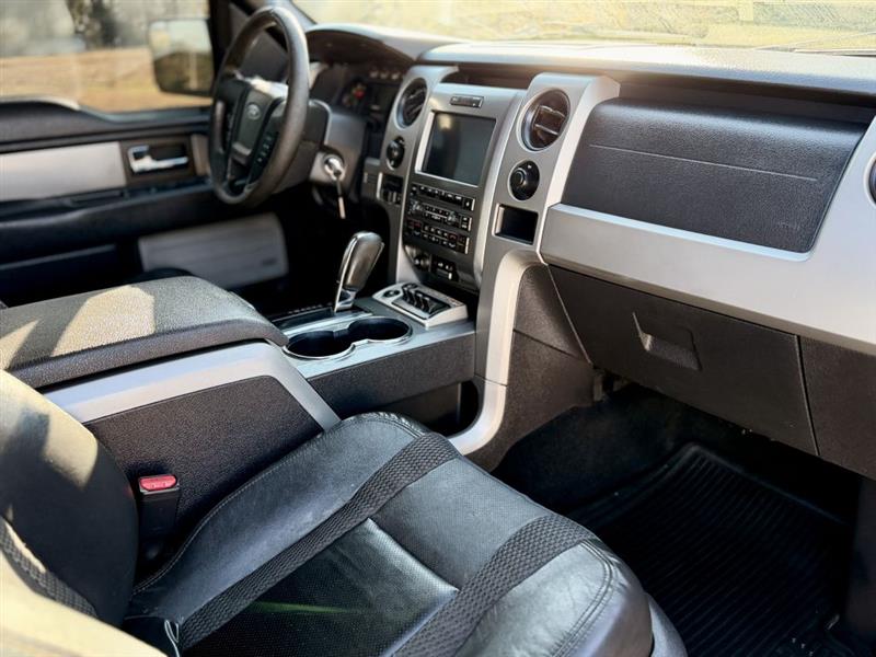 Ford F-150 SVT Raptor SuperCab 5.5-ft. Bed 4WD 2011