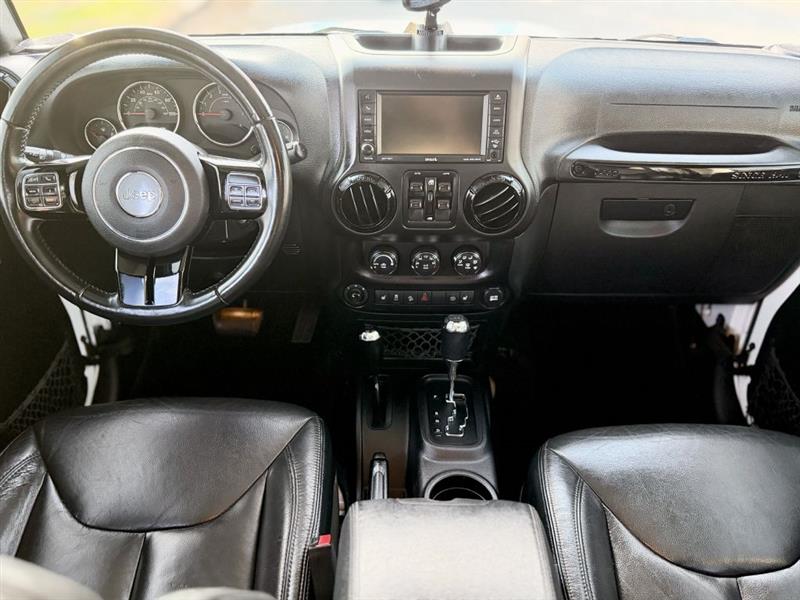 Jeep Wrangler Unlimited Sahara 4WD 2015