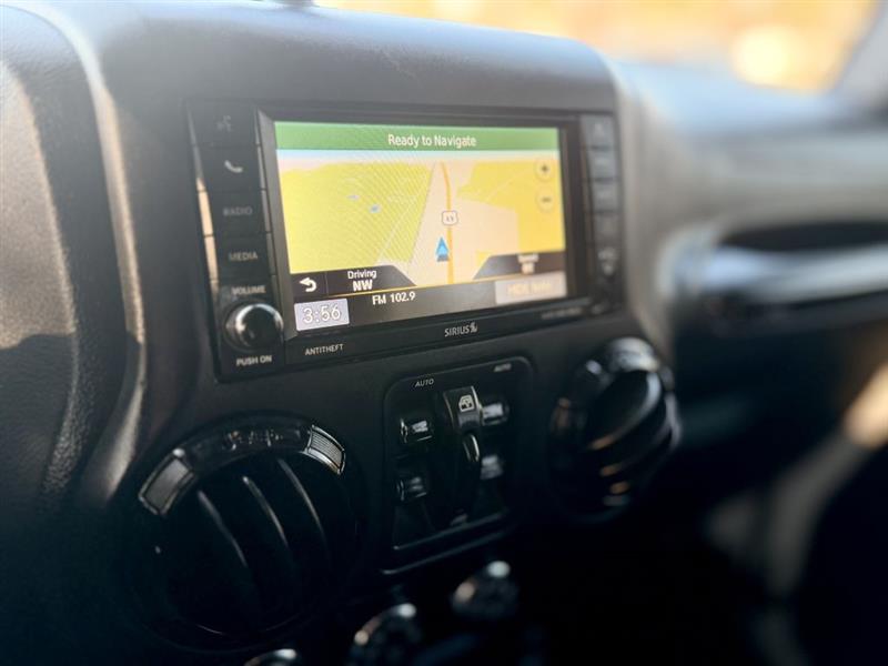 Jeep Wrangler Unlimited Sahara 4WD 2015