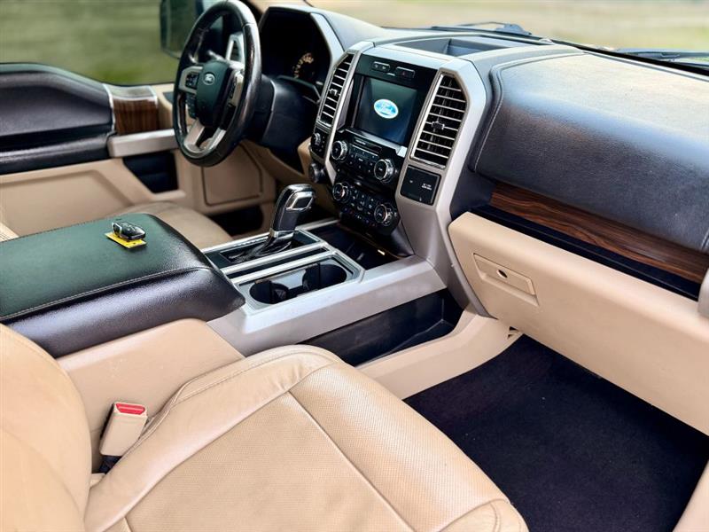 Ford F-150 Lariat SuperCrew 5.5-ft. Bed 4WD 2016