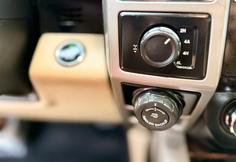 Ford F-150 Lariat SuperCrew 5.5-ft. Bed 4WD 2016