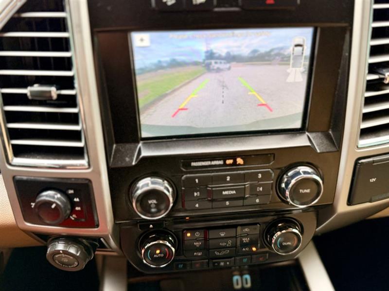 Ford F-150 Lariat SuperCrew 5.5-ft. Bed 4WD 2016