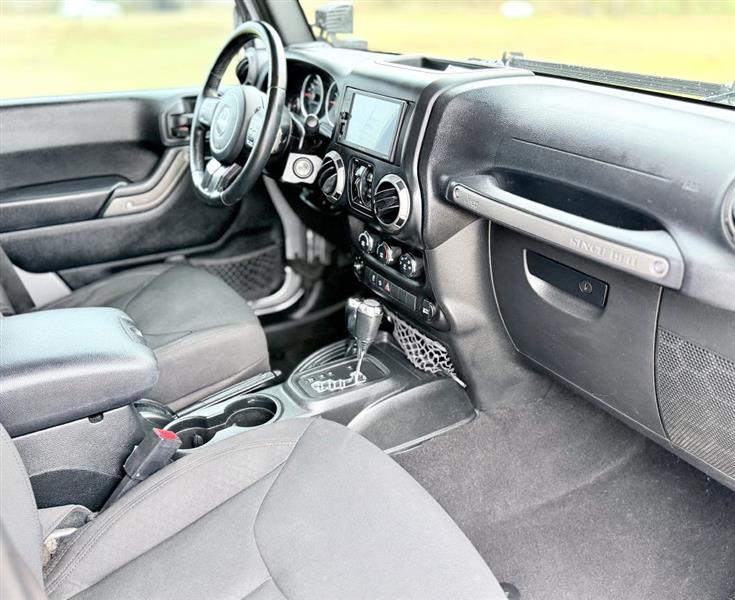 Jeep Wrangler Unlimited Sport 4WD 2017