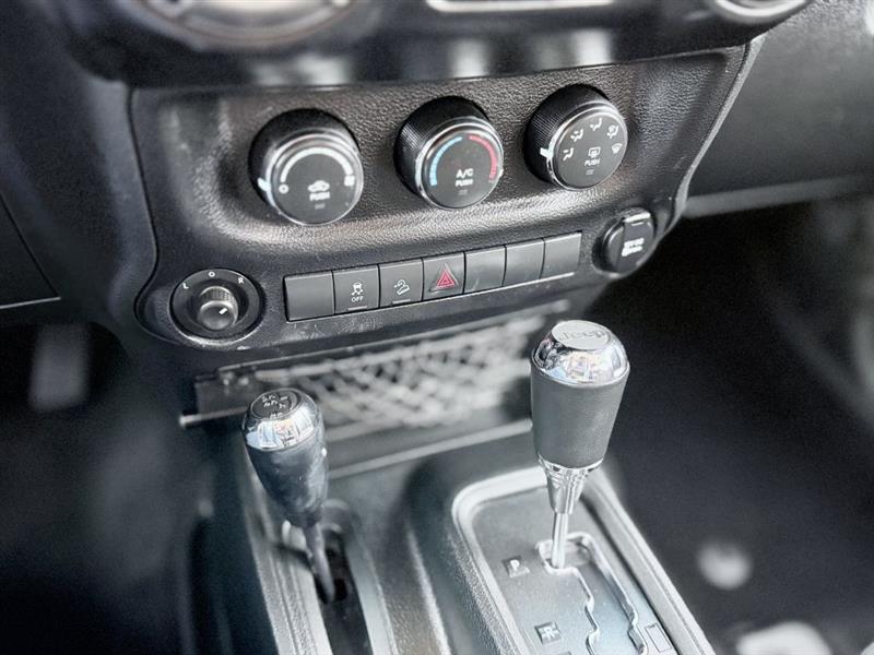 Jeep Wrangler Unlimited Sport 4WD 2017