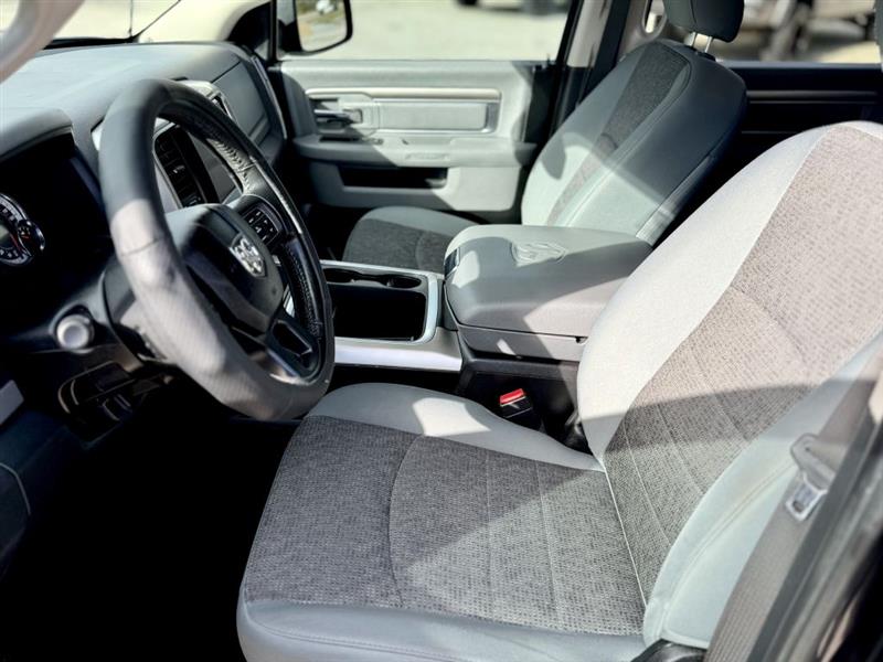 RAM 1500 SLT Crew Cab SWB 2WD 2018