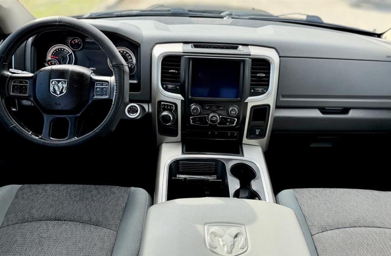 RAM 1500 SLT Crew Cab SWB 2WD 2018