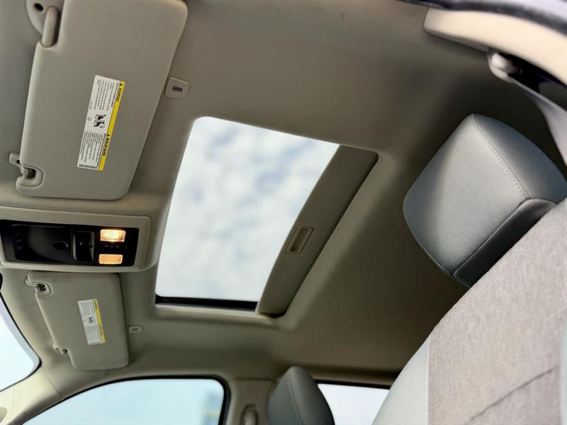 RAM 1500 SLT Crew Cab SWB 2WD 2018