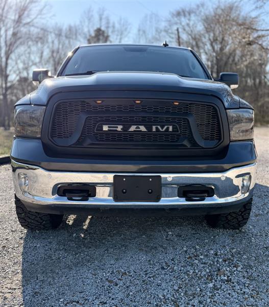 RAM 1500 SLT Crew Cab SWB 4WD 2016