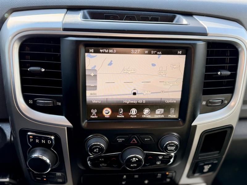 RAM 1500 SLT Crew Cab SWB 4WD 2016