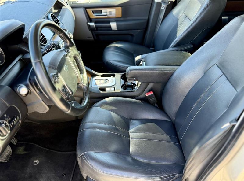 Land Rover LR4 Base 2016