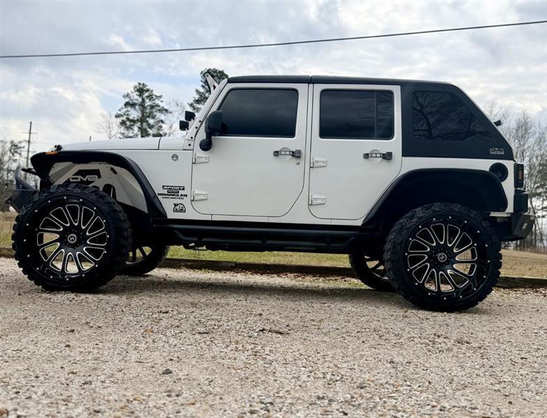 Jeep Wrangler Unlimited Sport 4WD 2012