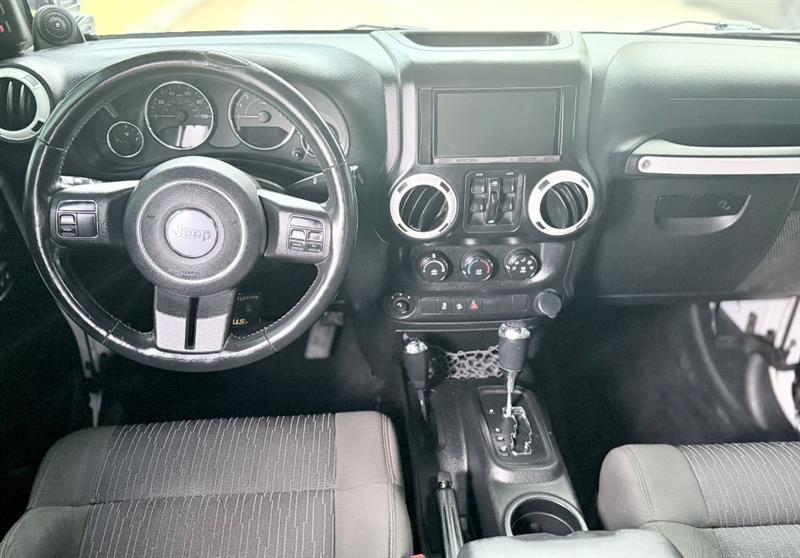 Jeep Wrangler Unlimited Sport 4WD 2012