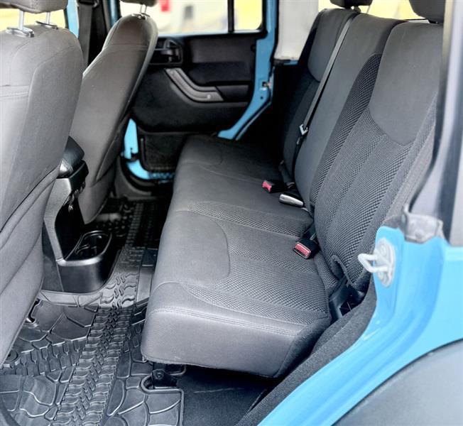 Jeep Wrangler Unlimited Sport 4WD 2017