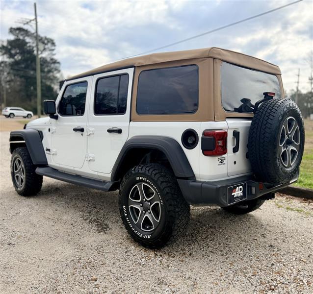 Jeep Wrangler Unlimited Sport 2020
