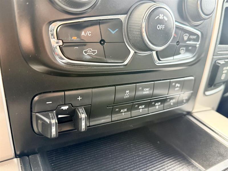 RAM 2500 SLT Crew Cab SWB 4WD 2014