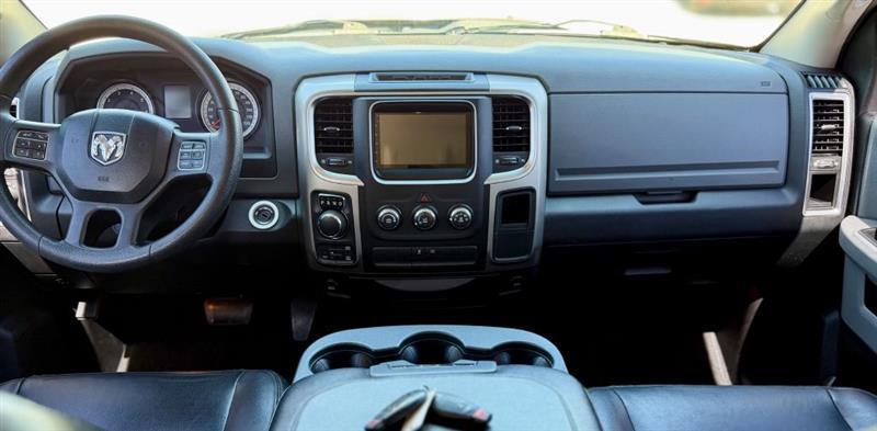 RAM 1500 SLT Quad Cab 4WD 2014