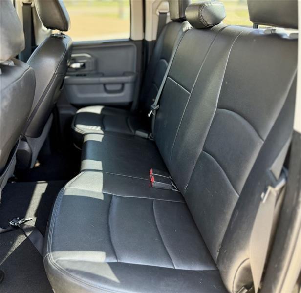 RAM 1500 SLT Quad Cab 4WD 2014