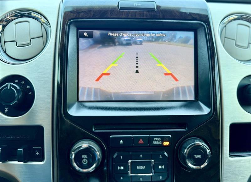 Ford F-150 Platinum SuperCrew 5.5-ft. Bed 4WD 2013