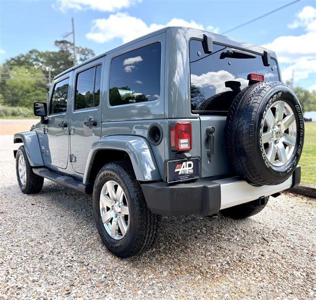 Jeep Wrangler Unlimited Sahara 4WD 2015