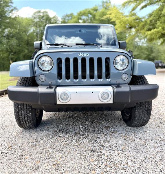 Jeep Wrangler Unlimited Sahara 4WD 2015