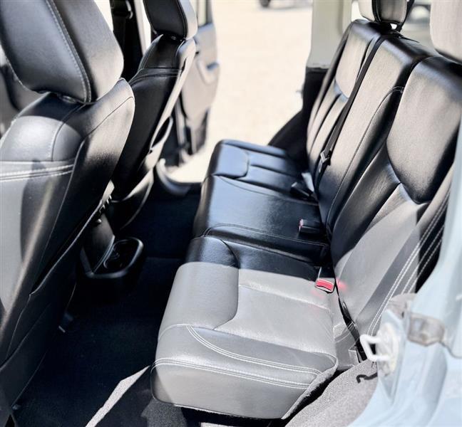 Jeep Wrangler Unlimited Sahara 4WD 2015