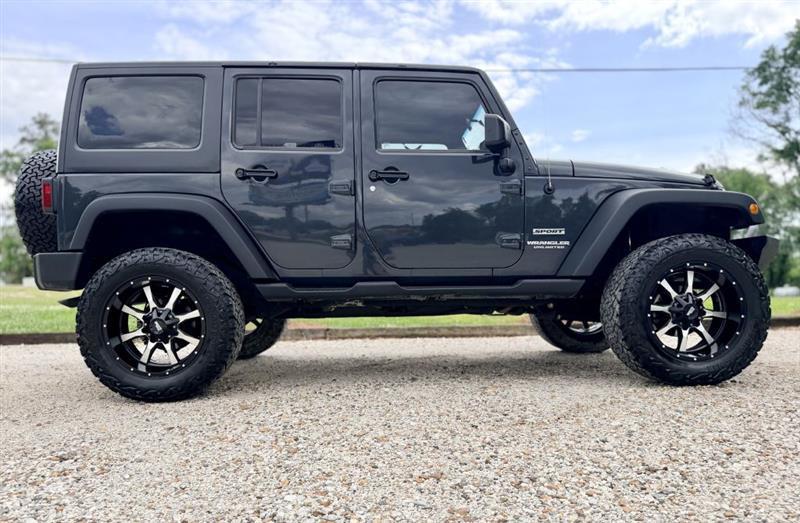 Jeep Wrangler Unlimited Sport 4WD 2017